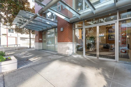 2201 550 Taylor Street, Vancouver, BC, Vancouver — Apartment/Condo for sale