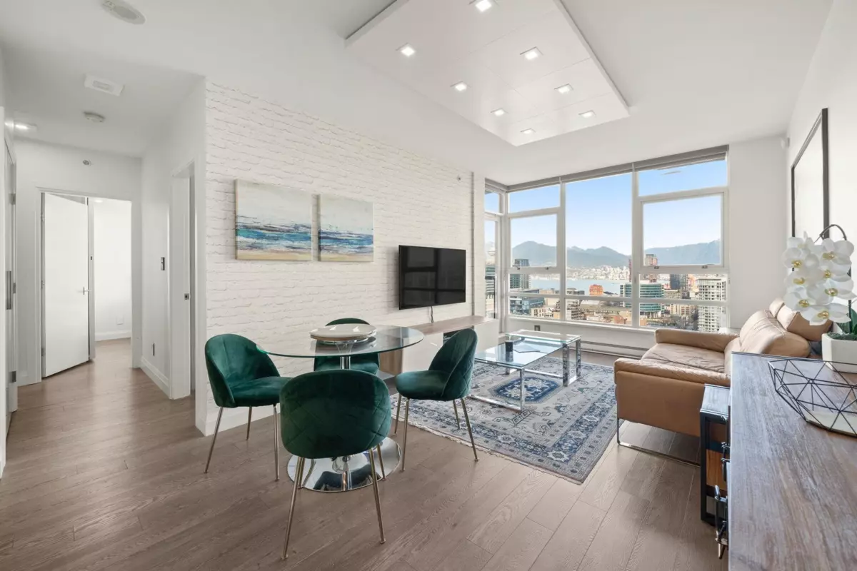 Living Room Photo of 3705 928 Beatty Street, Vancouver, BC