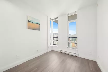 Kitchen Photo of 3705 928 Beatty Street, Vancouver, BC