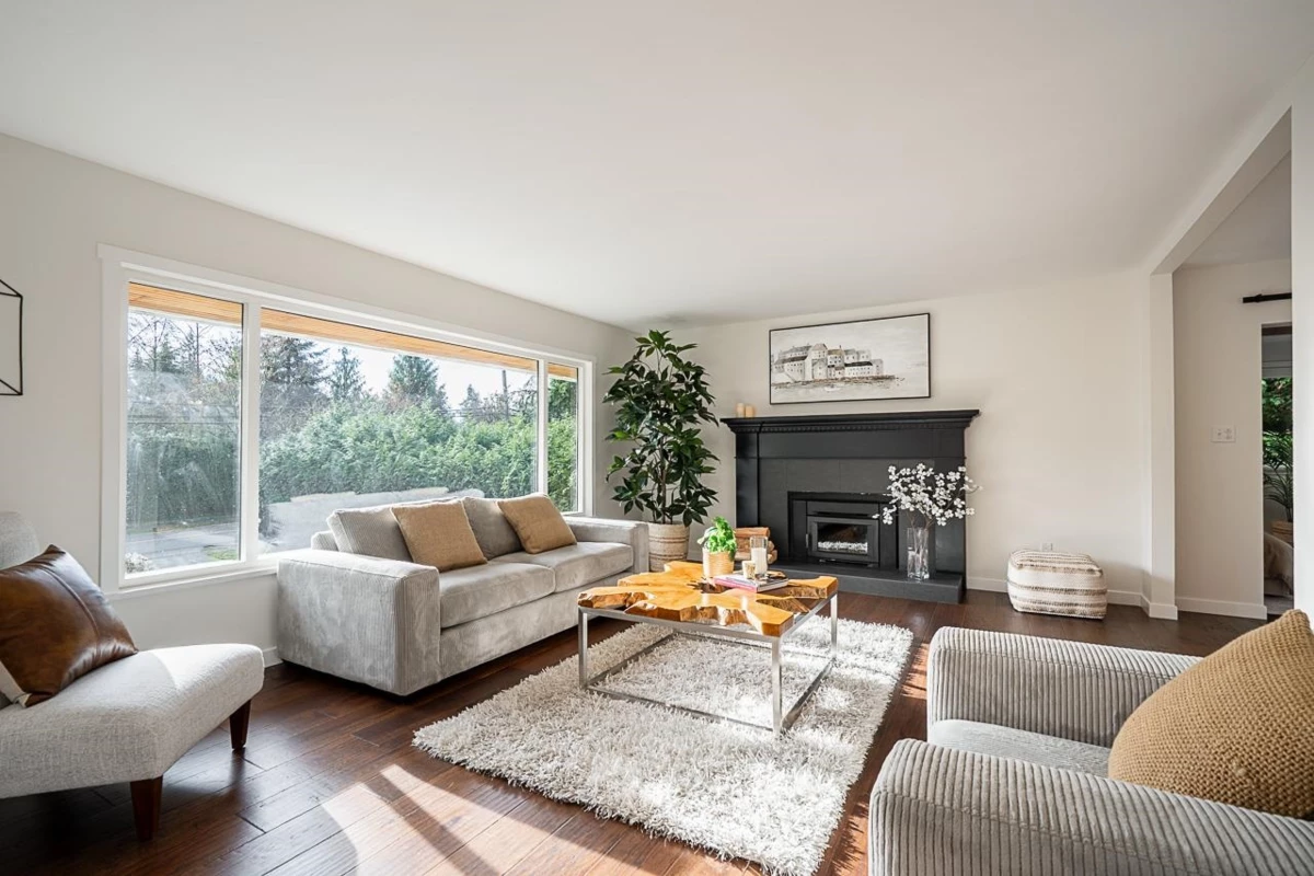 Dining Area Photo of 2519 East Road, Anmore, BC