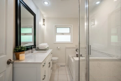 Mudroom Photo of 2519 East Road, Anmore, BC