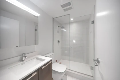 Powder Room Photo of 503 2220 Kingsway, Vancouver, BC