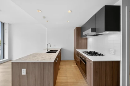 Walk-In Closet Photo of 503 2220 Kingsway, Vancouver, BC