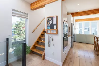 Hallway Photo of 1 3473 W River Road, Delta, BC