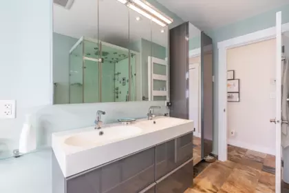 Hot Tub / Spa Photo of 1 3473 W River Road, Delta, BC