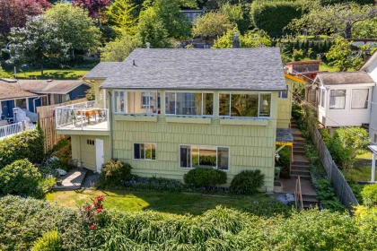 Garden / Landscaping Photo of 1077 Point Road, Gibsons, BC