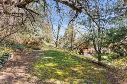 Backyard Photo of 33380 Wren Crescent, Abbotsford, BC