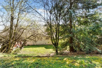 Front Yard Photo of 33380 Wren Crescent, Abbotsford, BC