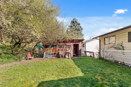 Outdoor Patio Photo of 33380 Wren Crescent, Abbotsford, BC