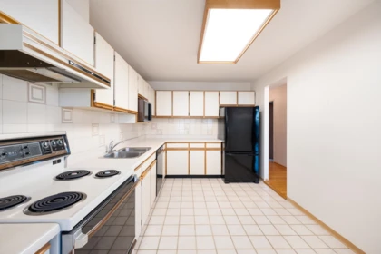 Breakfast Nook Photo of 404 522 Moberly Road, Vancouver, BC