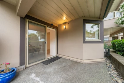Hallway Photo of 401 78 Richmond Street, New Westminster, BC