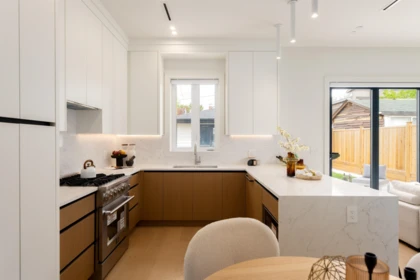 Pantry Photo of 2 3645 Dundas Street, Vancouver, BC