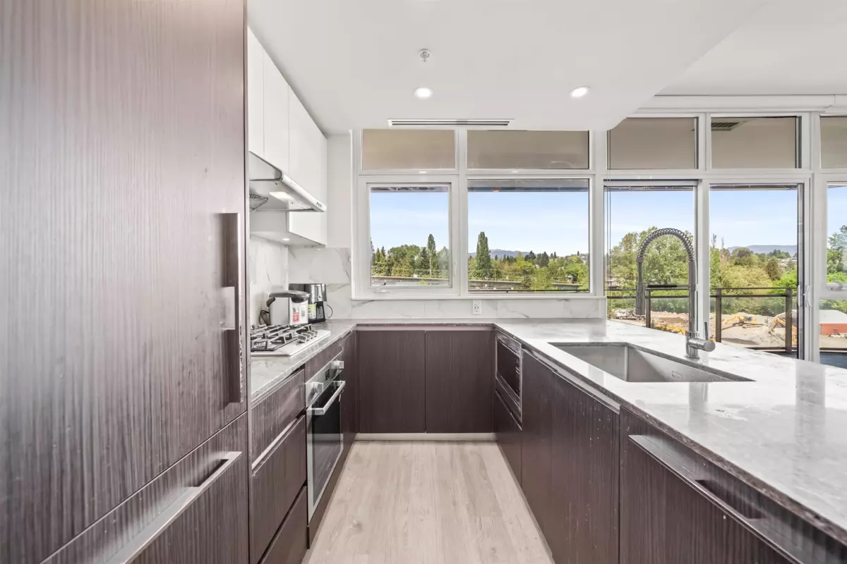 Dining Area Photo of 501 5333 Goring Street, Burnaby, BC