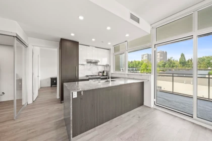 Kitchen Island Photo of 501 5333 Goring Street, Burnaby, BC