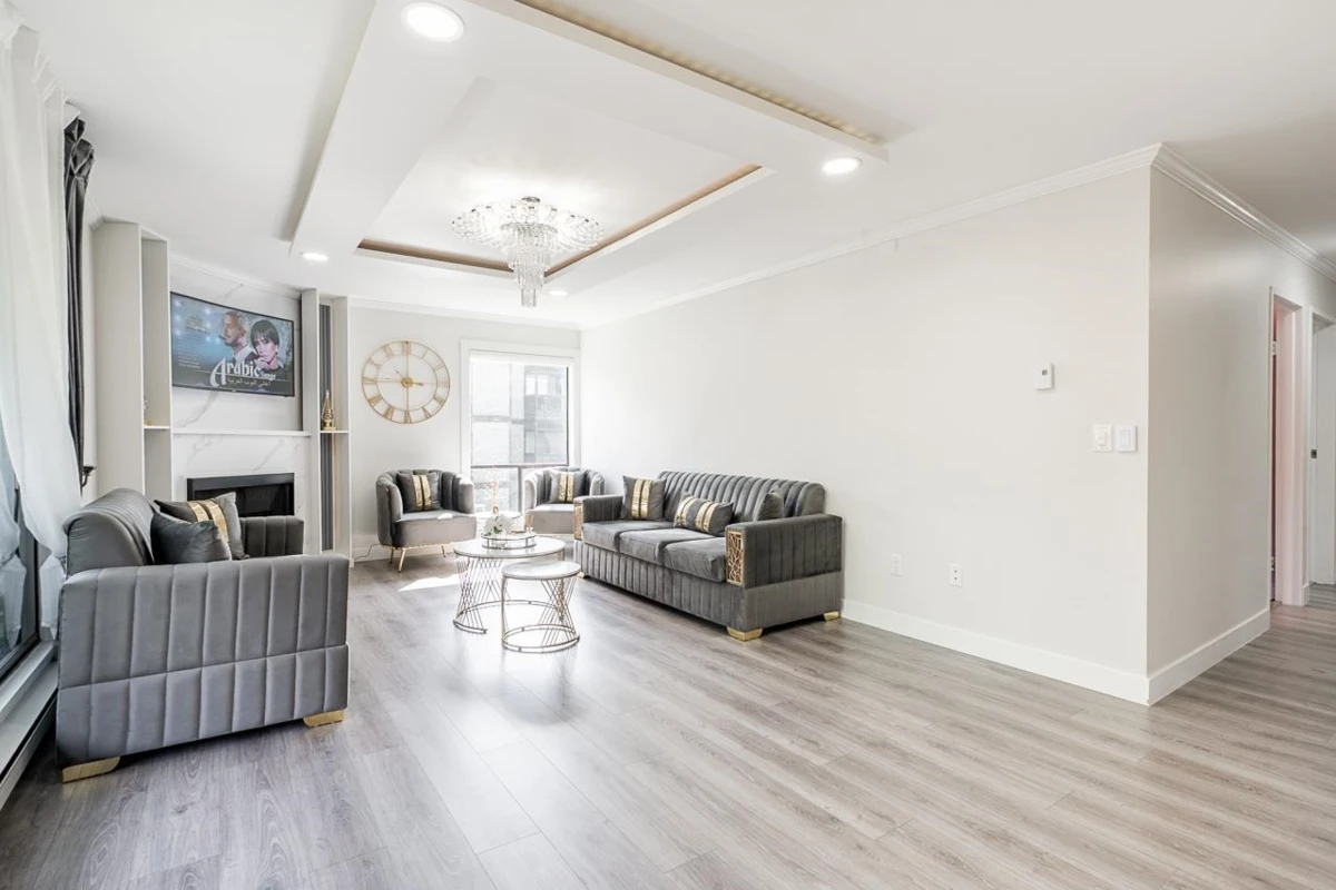 Living Room Photo of 406 9672 134 Street, Surrey, BC