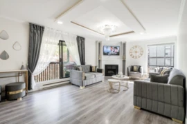 406 9672 134 Street, Surrey, BC