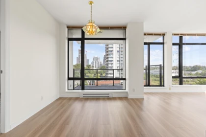 Primary Bedroom Photo of 601 2355 Madison Avenue, Burnaby, BC