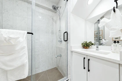 Powder Room Photo of 1926 William Street, Vancouver, BC