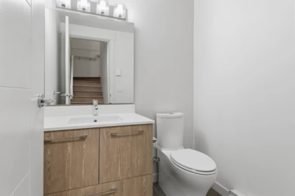 Primary Bathroom Photo of 1020 Auckland Street, New Westminster, BC