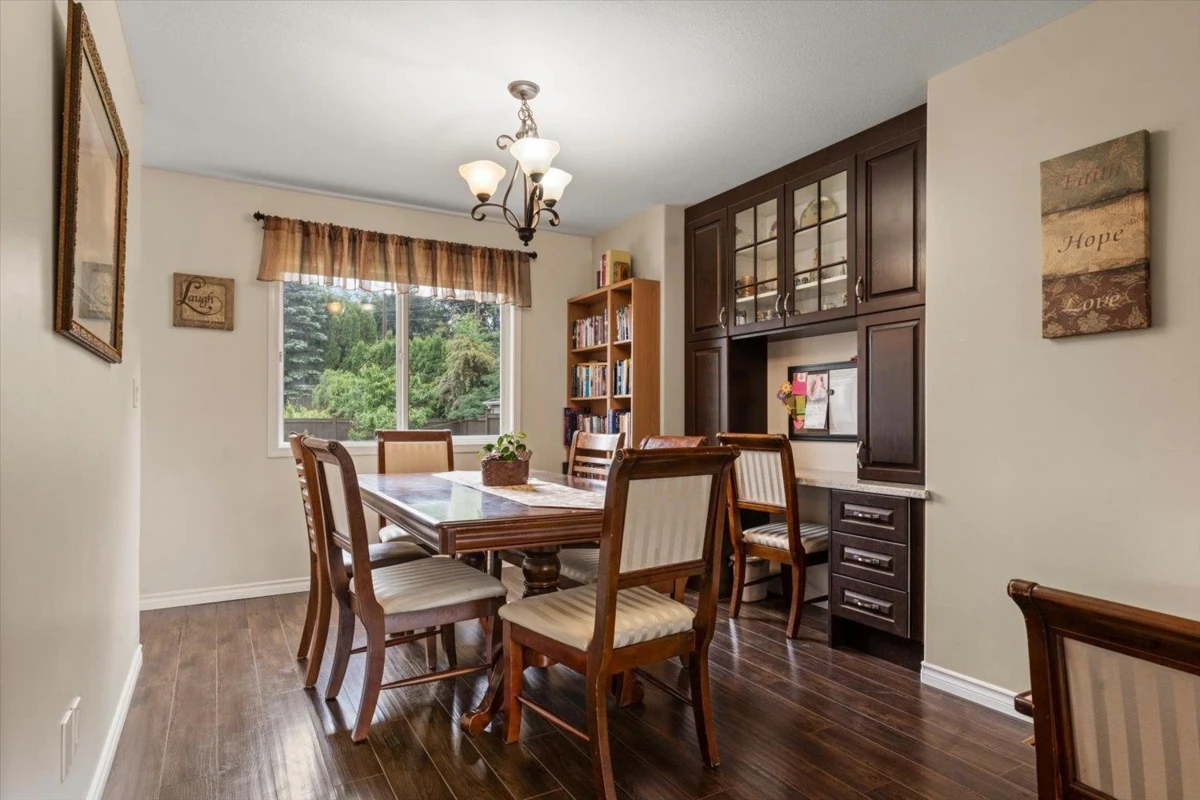 Dining Area Photo of 45436 Dorell Place, Chilliwack, BC