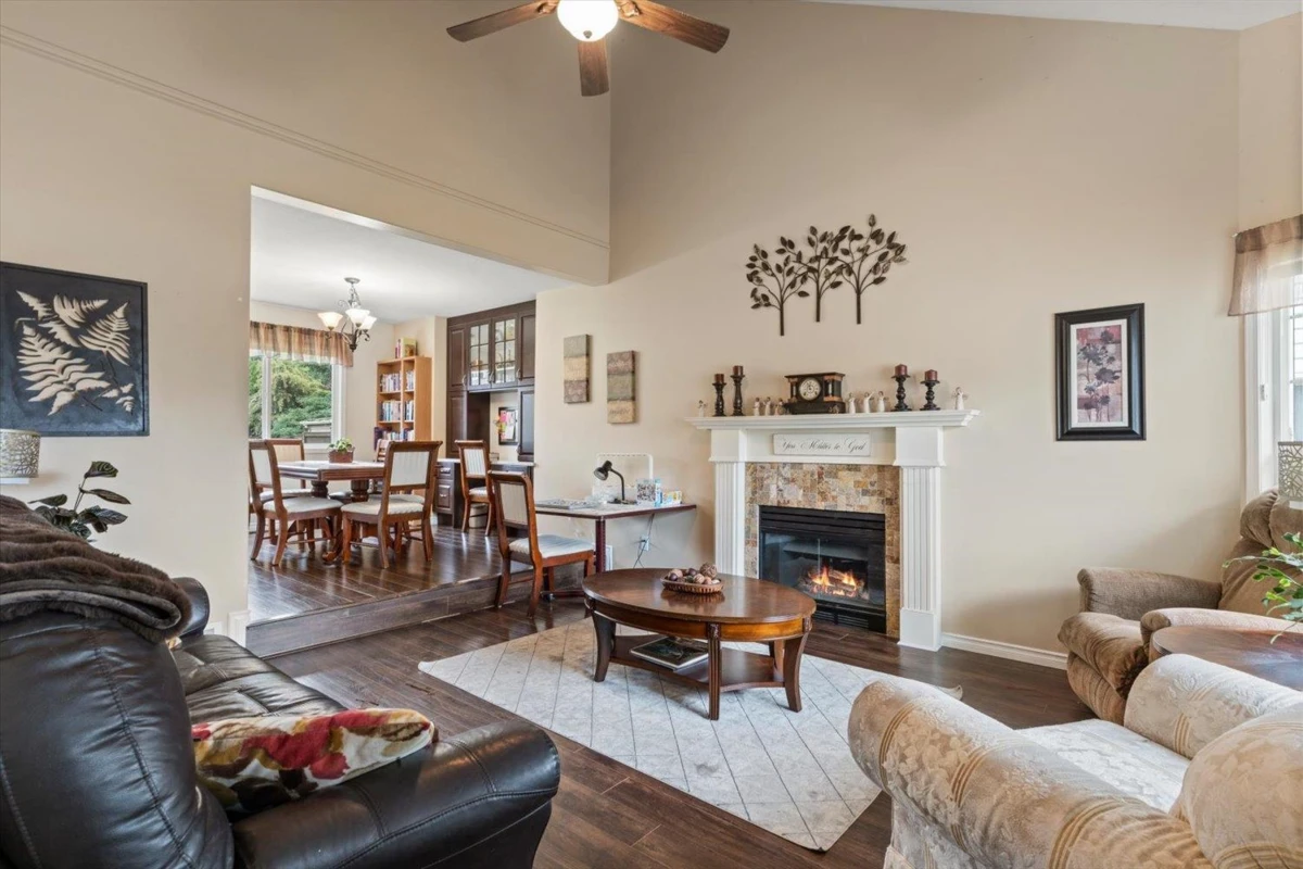 Family Room Photo of 45436 Dorell Place, Chilliwack, BC