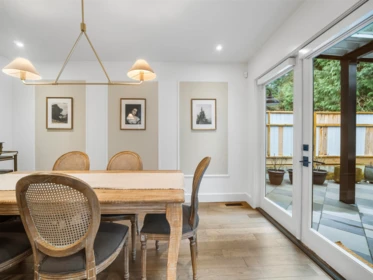 Breakfast Nook Photo of 3558 Everglade Place, North Vancouver, BC