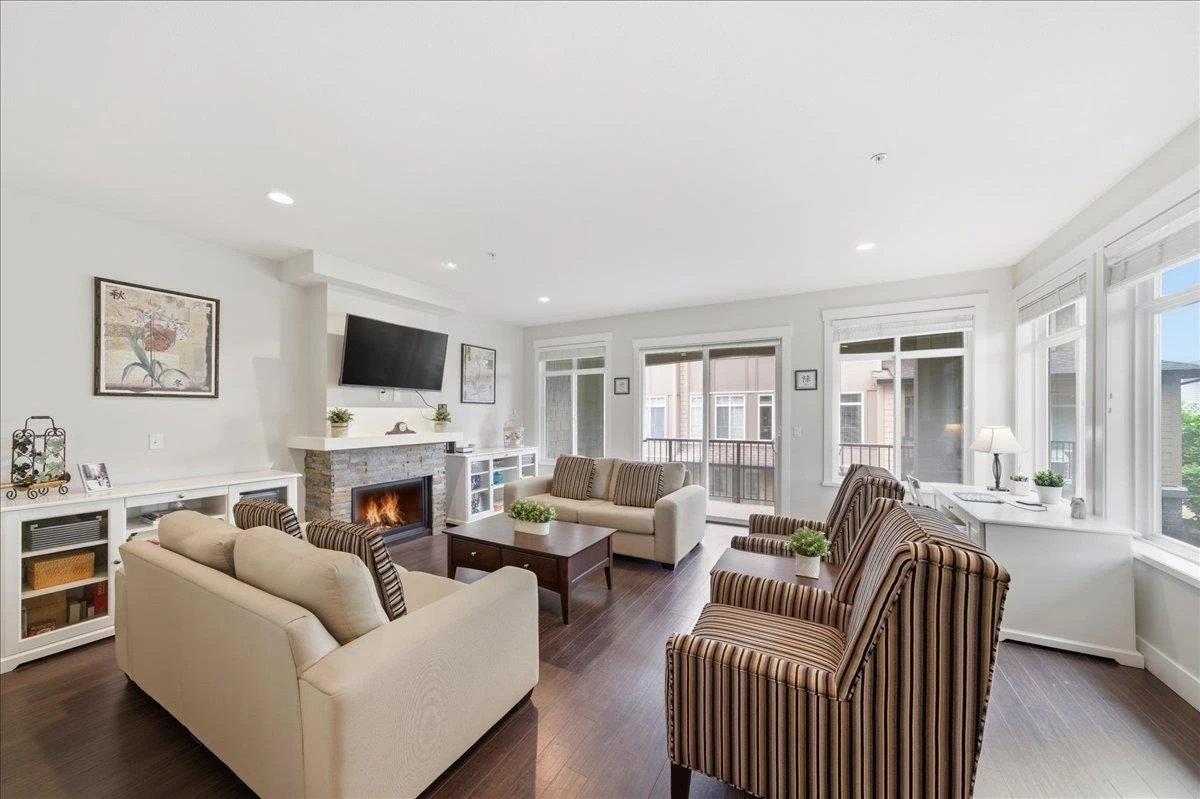 Living Room Photo of 61 22865 Telosky Avenue, Maple Ridge, BC