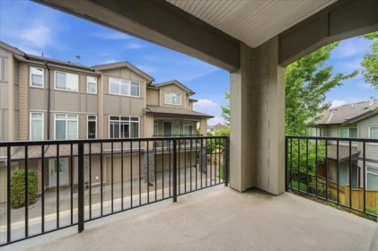 Kitchen Photo of 61 22865 Telosky Avenue, Maple Ridge, BC