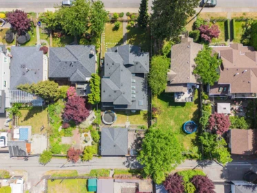 Outdoor Patio Photo of 738 E 13th Street, North Vancouver, BC