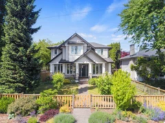738 E 13th Street, North Vancouver, BC