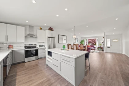 Kitchen Photo of 11959 Cottonwood Place, Delta, BC