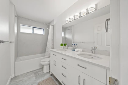 Walk-In Closet Photo of 11959 Cottonwood Place, Delta, BC