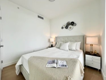 Bedroom 3 Photo of 1406 1588 Johnston Road, Surrey, BC