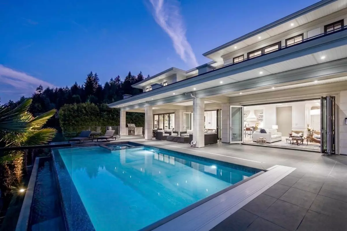 Exterior Rear Photo of 1515 Camelot Road, West Vancouver, BC