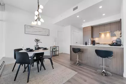 Office / Den Photo of 1403 13350 Central Avenue, Surrey, BC