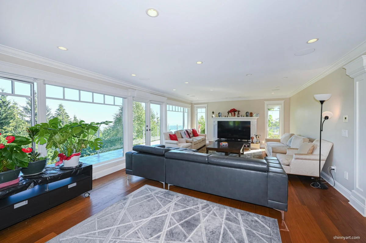Dining Area Photo of 1444 Sandhurst Place, West Vancouver, BC