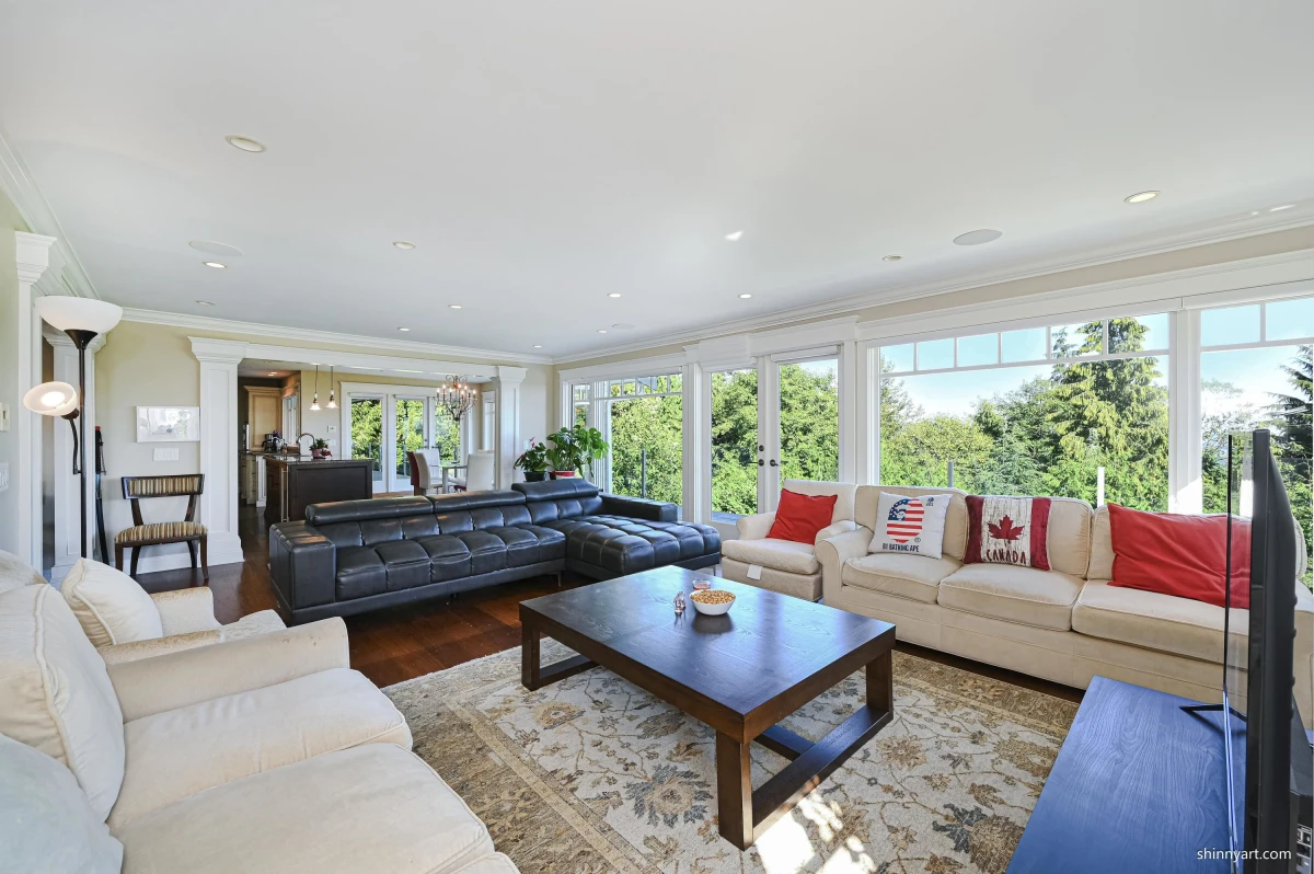Family Room Photo of 1444 Sandhurst Place, West Vancouver, BC