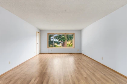 Breakfast Nook Photo of 9586 Williams Street, Chilliwack, BC