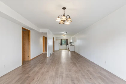 Hallway Photo of 9586 Williams Street, Chilliwack, BC