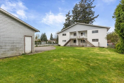Hot Tub / Spa Photo of 9586 Williams Street, Chilliwack, BC