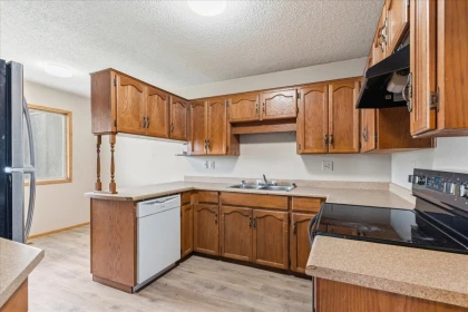 Kitchen Photo of 9586 Williams Street, Chilliwack, BC