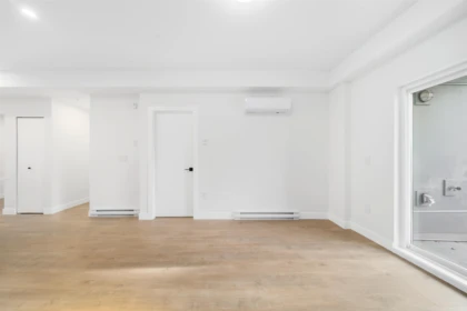 Basement Recreation Room Photo of 101 15353 17 Avenue, Surrey, BC