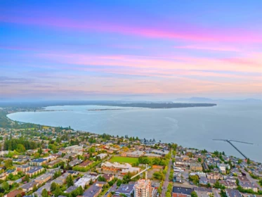 Community Amenities Photo (Clubhouse) of 101 15353 17 Avenue, Surrey, BC