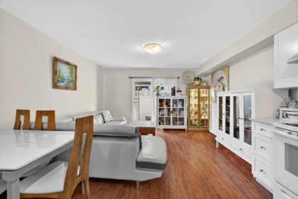 Hallway Photo of 8026 18th Avenue, Burnaby, BC