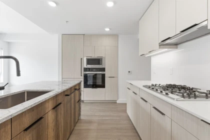 303 3590 W 39th Avenue, Vancouver, BC, Vancouver — Apartment/Condo for sale
