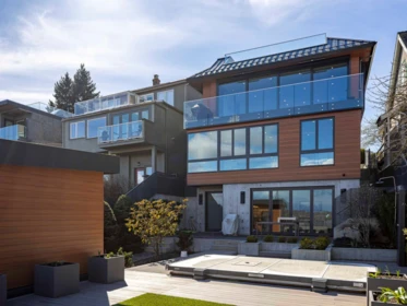 Garden / Landscaping Photo of 4384 Quesnel Drive, Vancouver, BC