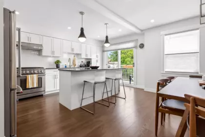 Office / Den Photo of 2 1260 Riverside Drive, Port Coquitlam, BC