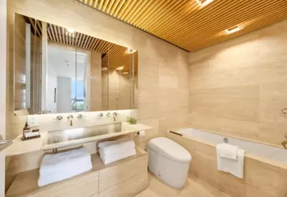Entry Foyer Photo of 3202 1568 Alberni Street, Vancouver, BC