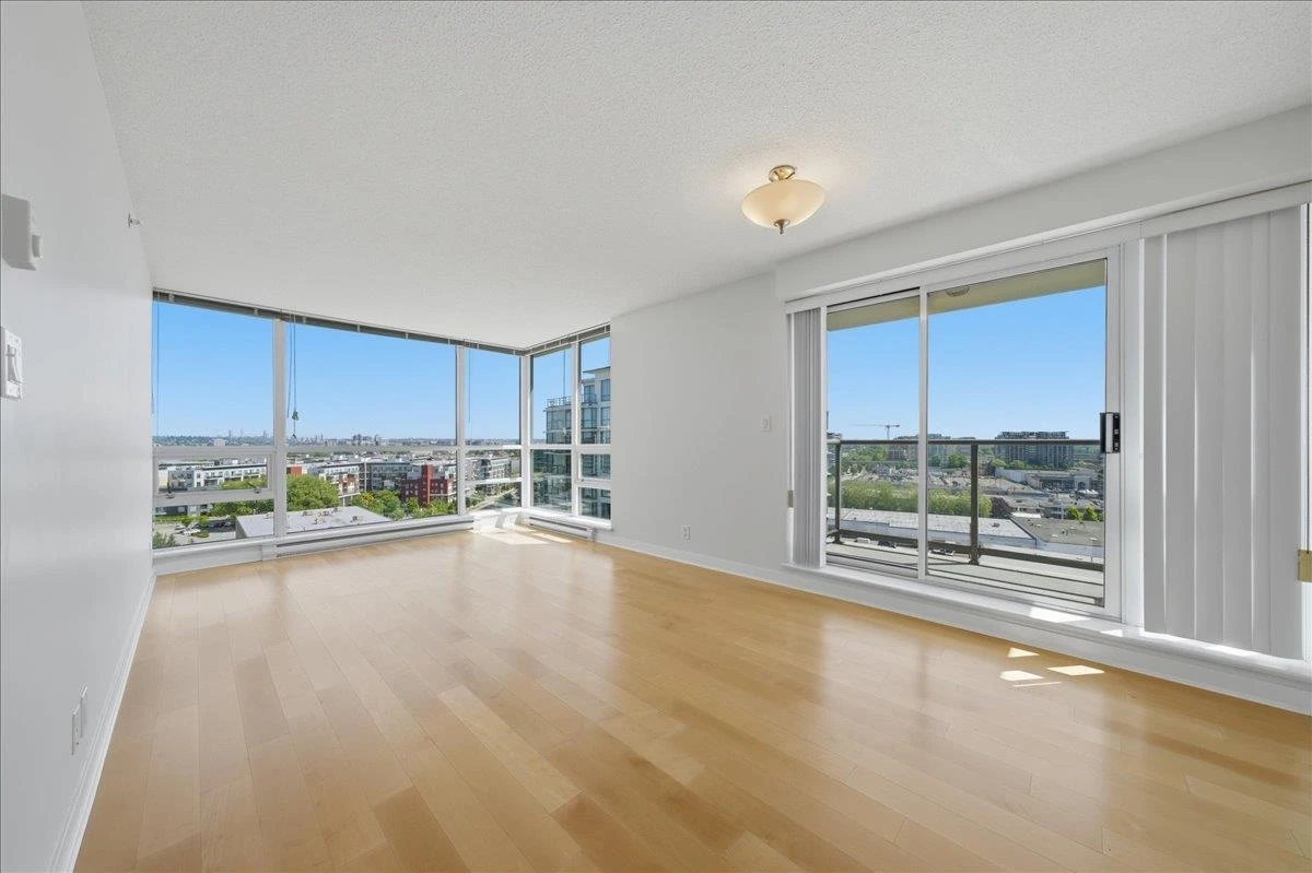 Family Room Photo of 1505 7555 Alderbridge Way, Richmond, BC