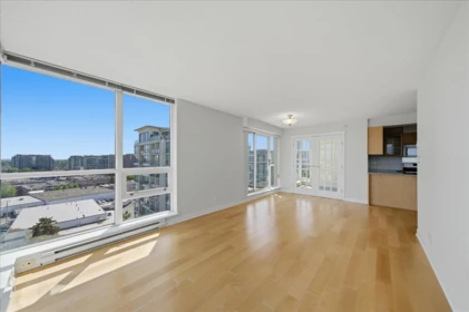 Kitchen Photo of 1505 7555 Alderbridge Way, Richmond, BC